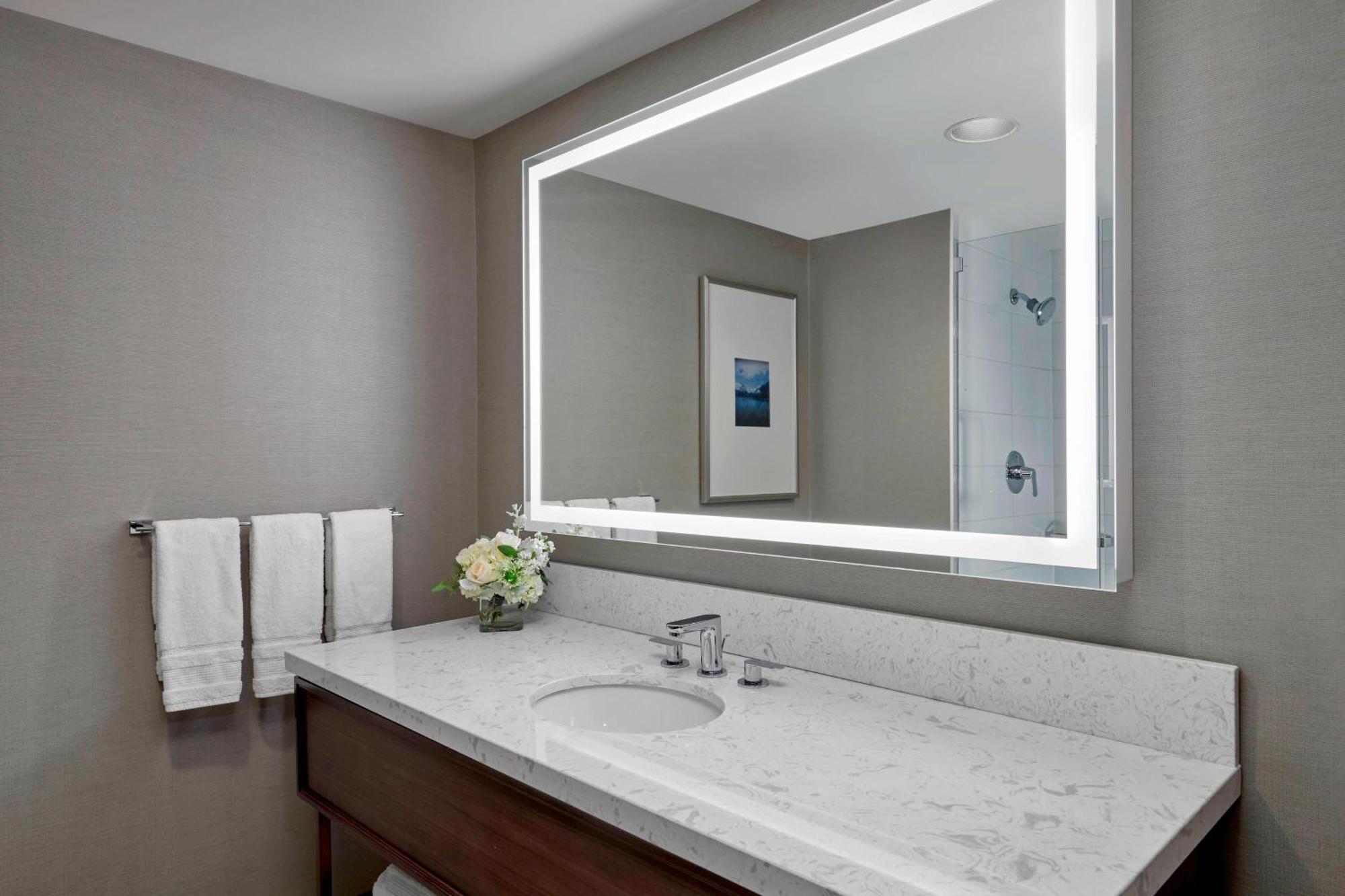 Sheraton Vancouver Guildford Hotel Surrey Extérieur photo