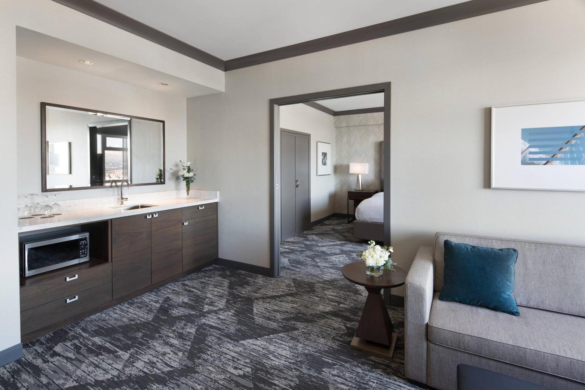 Sheraton Vancouver Guildford Hotel Surrey Extérieur photo
